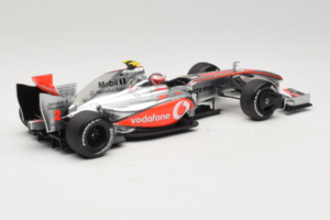 McLaren MP4-24 Mercedes #2 H. Kovalainen F1 2009 Dealer Edition Minichamps 1:18 B66960041 Fém – 2. kép a 7-ből