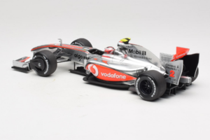 McLaren MP4-24 Mercedes #2 H. Kovalainen F1 2009 Minichamps 1:18 503091802 Fém – 5. kép a 7-ből