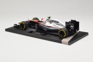 McLaren MP4-30 Honda #22 J. Button McLaren Honda F1 Team Australian Grand Prix 2015 Minichamps 1:18 537151822 Fém – 5. kép a 7-ből