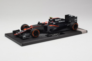 McLaren MP4-30 Honda #22 J. Button McLaren Honda F1 Team Spanish Grand Prix 2015 Minichamps 1:18 537151122 Fém – 2. kép a 7-ből
