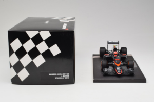 McLaren MP4-30 Honda #22 J. Button McLaren Honda F1 Team Spanish Grand Prix 2015 Minichamps 1:18 537151122 Fém – 6. kép a 7-ből