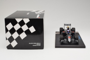 McLaren MP4-31 Honda #22 J. Button McLaren Honda F1 Team Chinese Grand Prix 2016 Minichamps 1:18 537161822 Fém – 6. kép a 7-ből