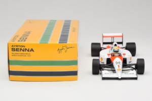 McLaren MP4/6 Honda #1 A. Senna Marlboro McLaren F1 World Champion 1991 Minichamps 1:18 540911801 Fém – 6. kép a 7-ből