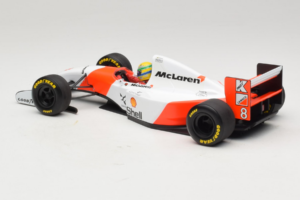 McLaren MP4/8 Ford #8 A. Senna Marlboro McLaren 1993 Minichamps 1:18 540931808 Fém – 5. kép a 7-ből