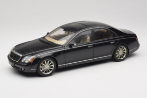 Maybach 57S Fekete AUTOart 1:18 76156 Fém