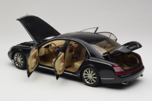Maybach 57S Fekete AUTOart 1:18 76156 Fém – 5. kép a 7-ből