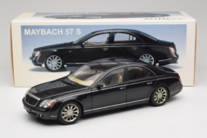 Maybach 57S Fekete AUTOart 1:18 76156 Fém – 7. kép a 7-ből