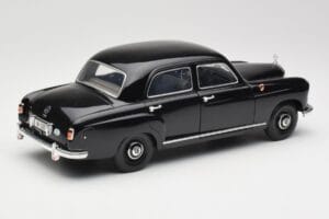 Mercedes 180 W120 Ponton Fekete Revell 1:18 08973 Fém – 3. kép a 8-ből