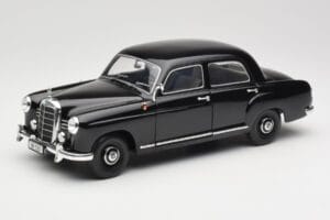 Mercedes 180 W120 Ponton Fekete Revell 1:18 08973 Fém