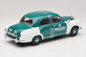 Mercedes 180 Ponton Polizei Revell 1:18 8863 Fém – 2. kép a 6-ből