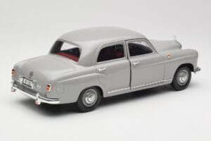 Mercedes 180 W120 Ponton Graphite Grey Revell 1:18 08974 Fém – 3. kép a 8-ből
