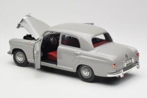 Mercedes 180 W120 Ponton Graphite Grey Revell 1:18 08974 Fém – 5. kép a 8-ből
