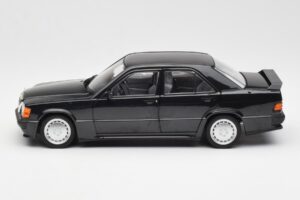 Mercedes 190E 2.3-16 W201 Fekete Dealer Kiadás Norev 1:18 B66040663 Fém – 4. kép a 8-ből