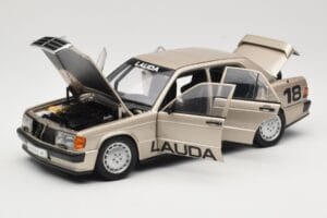 Mercedes 190E 2.3-16 W201 #1 N. Lauda Race of Champions Nurburgring 1984 AUTOart 1:18 88431 Fém – 2. kép a 8-ből