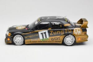 Mercedes 190E 2.5-16 EVO II W201 #11 K. Thiim Guia Race Macau 1991 Minichamps 1:18 155913611 Fém – 5. kép a 6-ből
