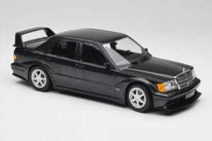 Mercedes 190E W201 2.5-16 EVO 2 Fekete Metallic Minichamps 1:18 155036100 Fém – 4. kép a 6-ből