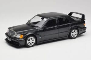 Mercedes 190E W201 2.5-16 EVO 2 Fekete Metallic Minichamps 1:18 155036100 Fém
