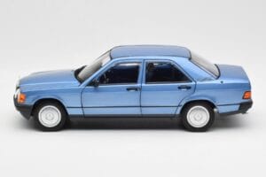 Mercedes 190E W201 Diamond Kék Dealer Kiadás Norev 1:18 B66040661 Fém – 4. kép a 8-ből