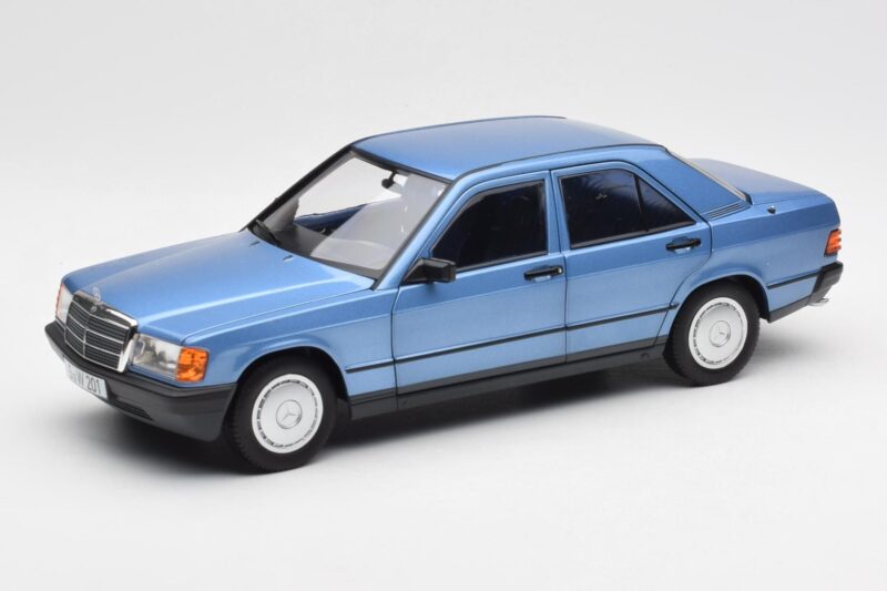 Mercedes 190E W201 Diamond Kék Dealer Kiadás Norev 1:18 B66040661 Fém