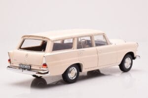 Mercedes 200 Universal W110 Krém Norev 1:18 183709 Fém – 3. kép a 8-ből