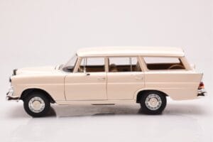 Mercedes 200 Universal W110 Krém Norev 1:18 183709 Fém – 4. kép a 8-ből
