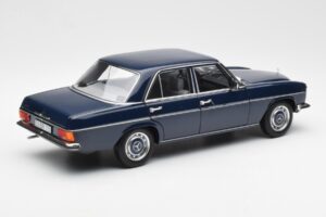 Mercedes 200 W114 Midnight Kék Dealer Kiadás Norev 1:18 B66040694 Fém – 3. kép a 8-ből