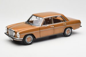 Mercedes 200 W115 Bycane Arany Dealer Kiadás Norev 1:18 B66040665 Fém