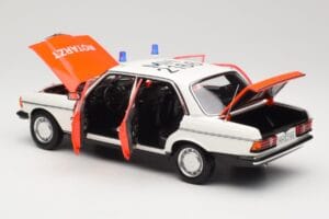 Mercedes 200 W123 Mentőautó Fehér Norev 1:18 183834 Fém – 3. kép a 8-ből