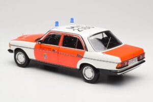 Mercedes 200 W123 Mentőautó Fehér Norev 1:18 183834 Fém – 6. kép a 8-ből