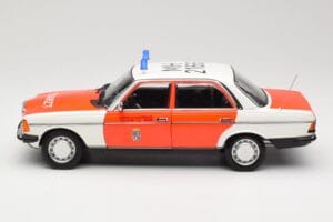 Mercedes 200 W123 Mentőautó Fehér Norev 1:18 183834 Fém – 7. kép a 8-ből