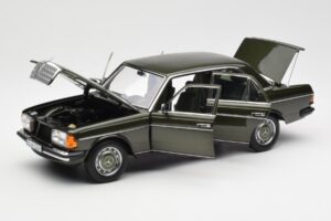 Mercedes 200 W123 Cypress Zöld Metál Dealer Kiadás Norev 1:18 B66040654 Fém – 2. kép a 8-ből