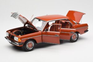 Mercedes 200 W123 English Piros Dealer Kiadás Norev 1:18 B66040653 Fém – 2. kép a 8-ből