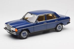 Mercedes 200 W123 Surf Kék Norev 1:18 183710 Fém