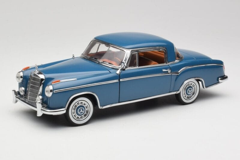 Mercedes 220 SE W128 Kék Sun Star 1:18 3561 Fém
