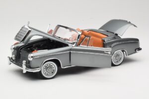 Mercedes 220 SE W128 Kabrió Grey Metallic Sun Star 1:18 3352-M1 Fém – 2. kép a 8-ből