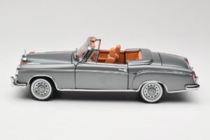 Mercedes 220 SE W128 Kabrió Grey Metallic Sun Star 1:18 3352-M1 Fém – 4. kép a 8-ből