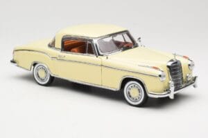 Mercedes 220 SE W128 Coupe Bézs Sun Star 1:18 3562 Fém – 6. kép a 8-ből