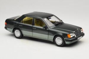 Mercedes 230E W124 Night Green Metallic Norev 1:18 183952 Fém – 6. kép a 8-ből