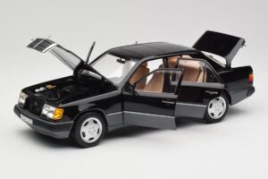 Mercedes 230E W124 AMG Wheels Fekete Limitált Kiadás Norev 1:18 183950 Fém – 2. kép a 12-ből
