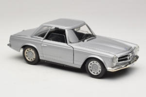 Mercedes 280 SL W113 Berlina Ezüst Techno Giodi 1:18 F14051030 Fém – 6. kép a 8-ből