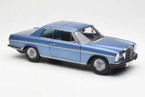 Mercedes 280C/8 W114 Coupe Kék Metallic AUTOart 1:18 76187 Fém – 6. kép a 8-ből