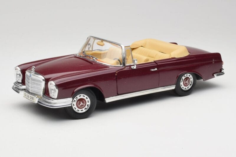 Mercedes 280SE W108 Bordeaux Piros Maisto 1:18 31811 Fém