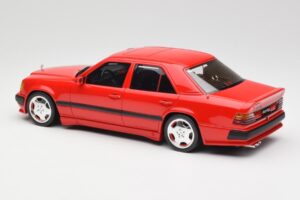 Mercedes 300E W124 6.0 AMG Signal Piros Otto 1:18 OT1104 Gyanta – 5. kép a 6-ből