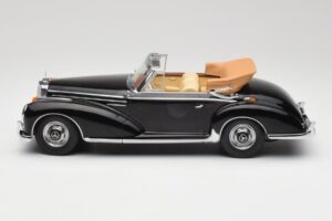 Mercedes 300 SC W188 Kabrió Fekete KK-Scale 1:18 KKDC180941 Fém – 3. kép a 6-ből