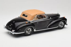 Mercedes 300 SC W188 Kabrió Softtop Fekete KK-Scale 1:18 KKDC180943 Fém – 2. kép a 6-ből