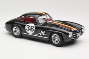 Mercedes 300 SL #38 1954 Bburago 1:18 3015-M1 Fém – 6. kép a 8-ből