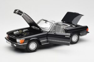 Mercedes 300 SL R107 Fekete Pearl Dealer Kiadás Norev 1:18 B66040678 Fém – 2. kép a 10-ből