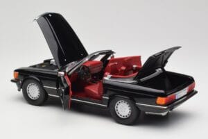 Mercedes 300 SL R107 Fekete Norev 1:18 183511 Fém – 5. kép a 8-ből