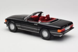 Mercedes 300 SL R107 Fekete Norev 1:18 183511 Fém – 7. kép a 8-ből