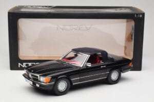 Mercedes 300 SL R107 Fekete Norev 1:18 183511 Fém – 8. kép a 8-ből